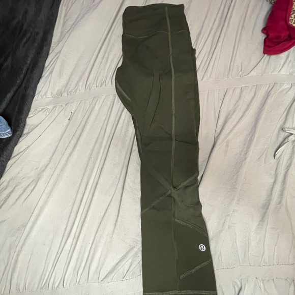 Cropped lululemon - Picture 2 of 3